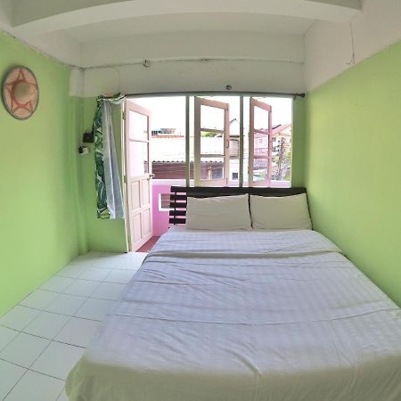 Aparthotel Better House 佰特客栈 Čiang Mai Exteriér fotografie