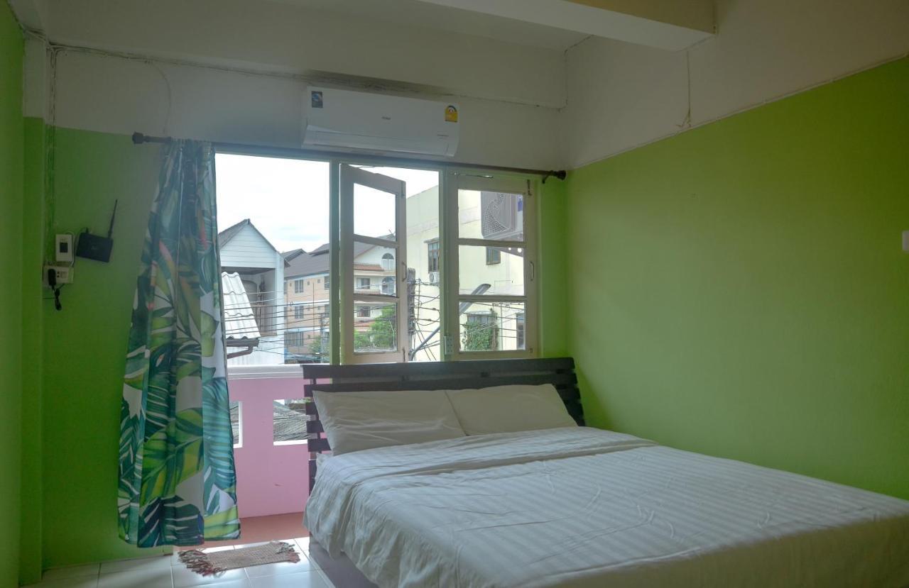 Aparthotel Better House 佰特客栈 Čiang Mai Exteriér fotografie